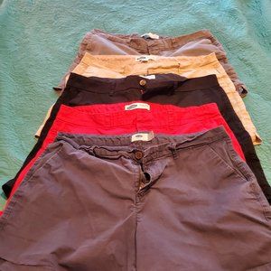 Sold 5 pairs of Old Navy Twill Sorts 5" seam